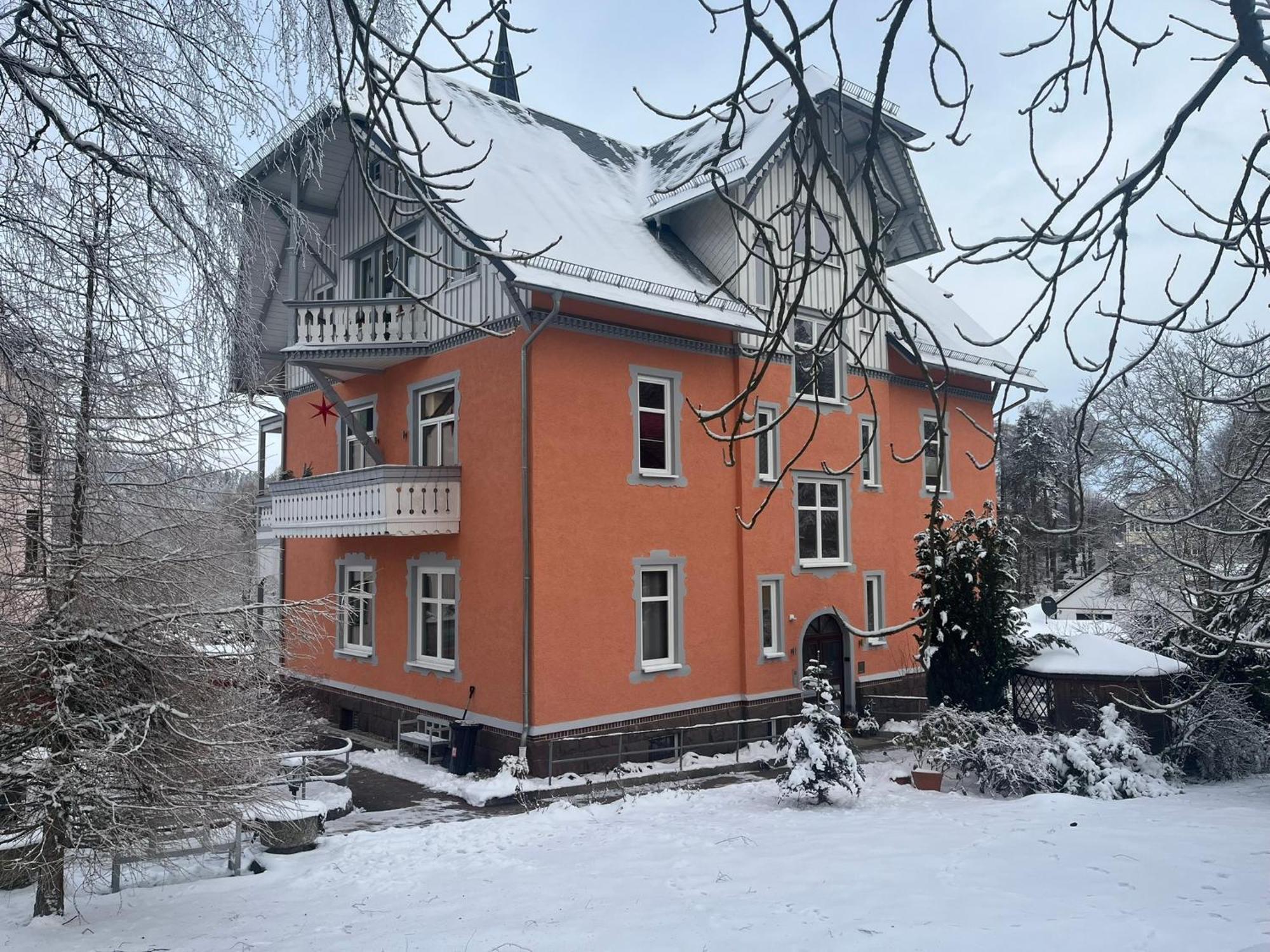Moderne Ferienwohnung In Alter Villa Georgenthal  Eksteriør billede